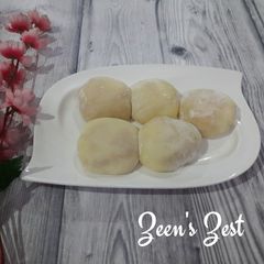 A picture of Mochi.
