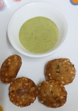 A picture of Sago pearls vada / fritters (vrat / fasting recipe).