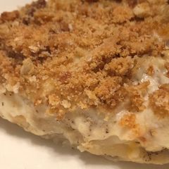 A picture of Cheesy Garlicky Potatoes Au Gratin, my way.