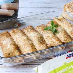 Una foto de Crepes rellenos de verduras asadas y merluza