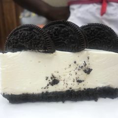 A picture of Yummy No Bake Oreo Cheesecake.