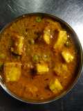 Matar Paneer (Peas and Paneer Curry)