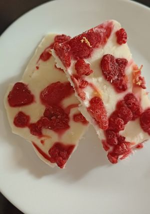 Φωτογραφία της συνταγής Μπάρες frozen yoghurt με βατόμουρα