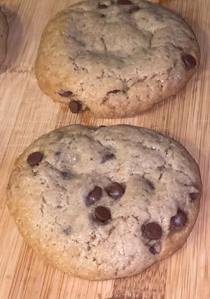 A picture of Chocolate Chip Cookies.