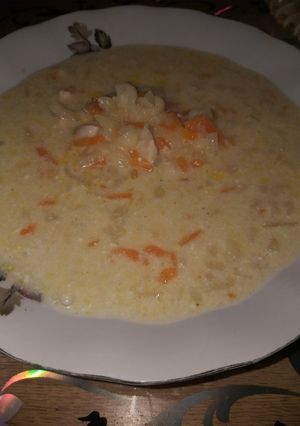 Tejfölös raguleves recept fotója