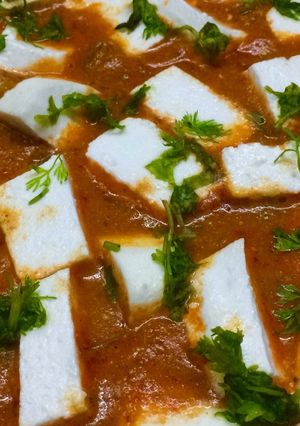 A picture of Paneer capsicum without onion And garlic.