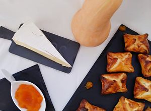 Foto de Almofadinhas de doce de abóbora e queijo brie