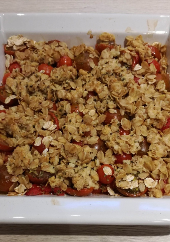 Una foto de Crumble de tomate