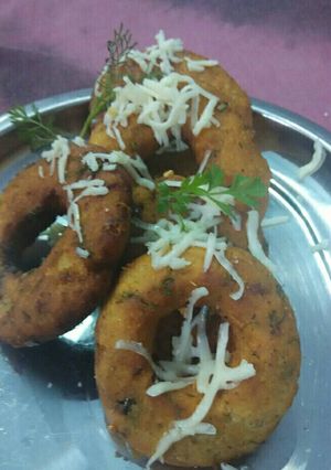 A picture of Cheese potato donuts.