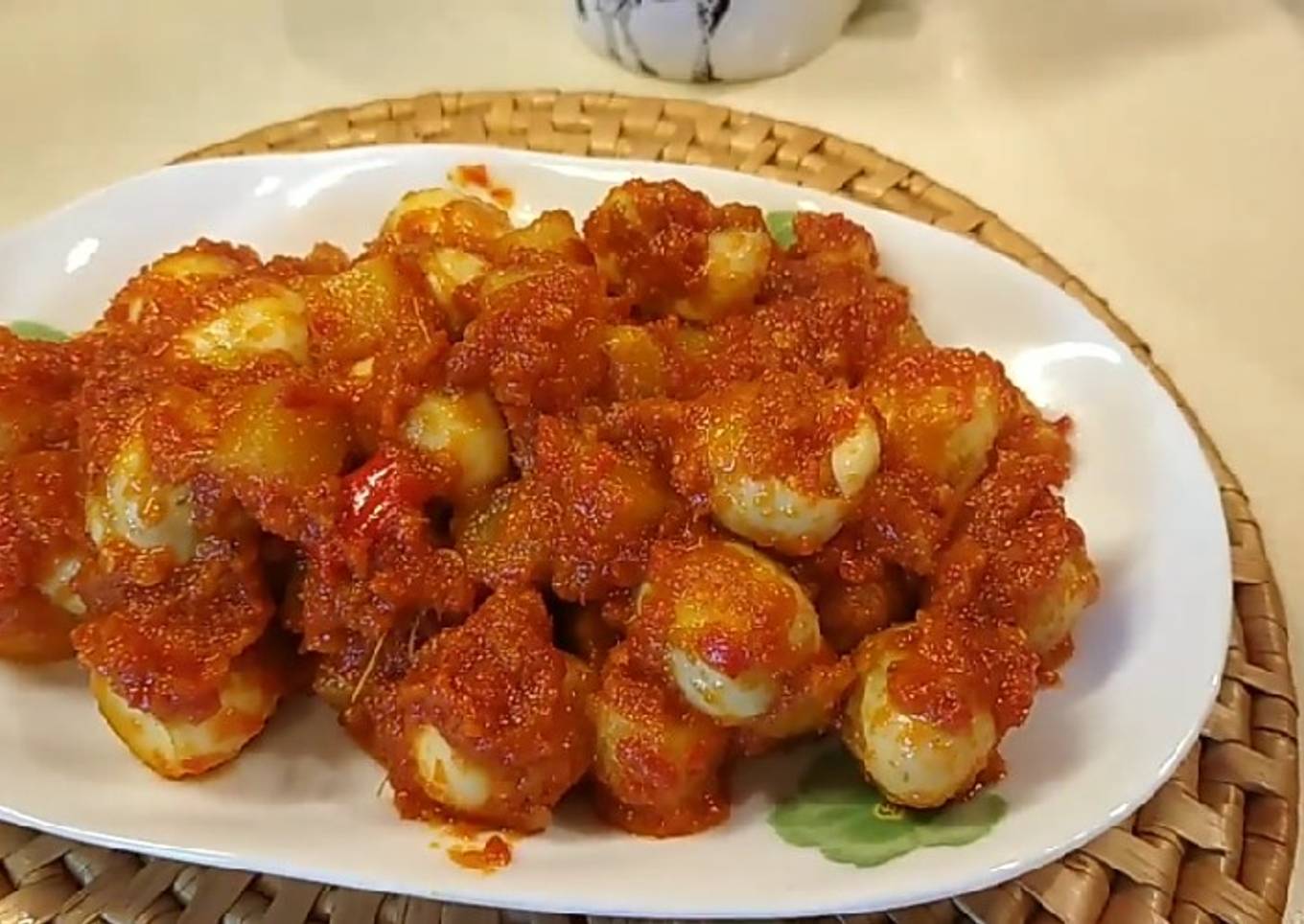 3. Sambal goreng kentang telur puyuh