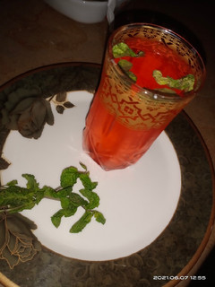 A picture of Red lemonade🍹.