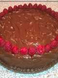  Tarta de chocolate y frambuesas con Frosting de chocolate y nutella