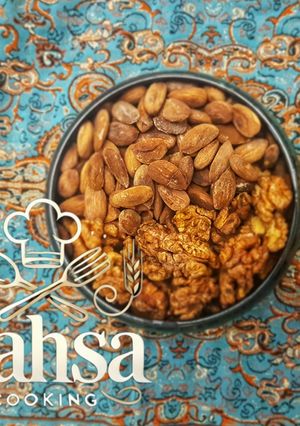 عکسی از دستور گردو بادام نمکی