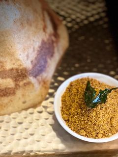 A picture of Pud chutney/ chutney pudi.