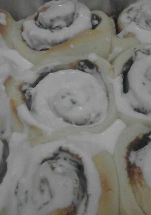 Foto resep Cinnamon roll bread with cream cheese frosting