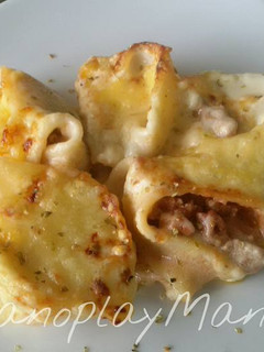 Una foto de Lumaconi rellenos de carne al coñac con bechamel sin lactosa en GME, F Y G y tradicional