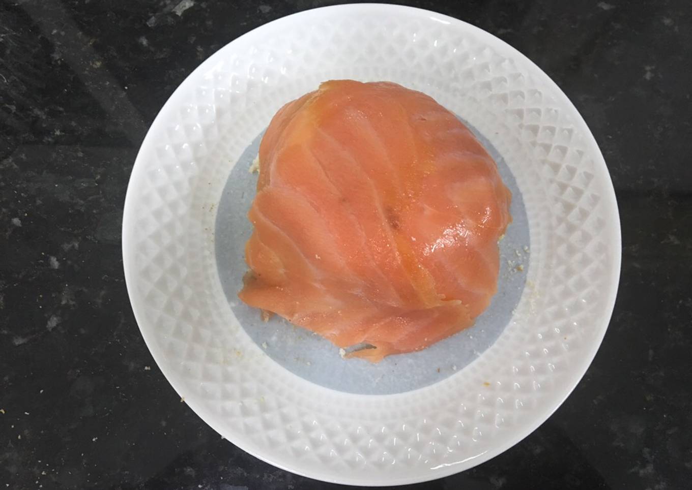 Bombita de salmón, huevo y aguacate