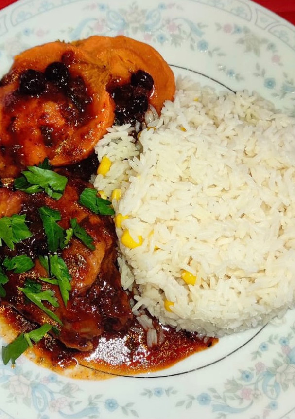 Una foto de Pollo al vino 🍷