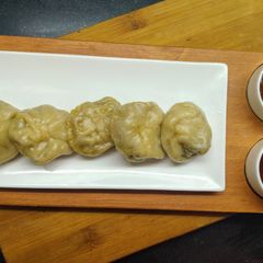 A picture of Vegetable Momos.