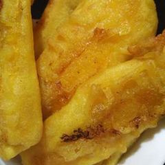 A picture of Banana Fritters (kerala Style).