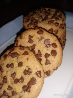 A picture of Chocolate chip cookies.