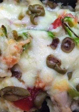 A picture of Cheesy baked penne pasta.