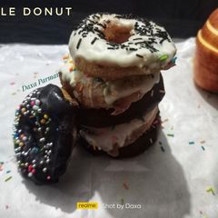 A picture of Apple Donut.