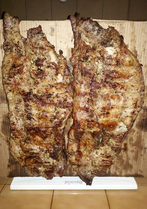 Una foto de Costillar de cerdo a la parrilla
