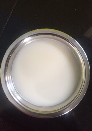 A picture of Coconut milk.