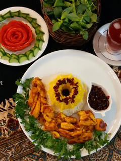 عکسی از دستور جوجه کباب زعفرانی
