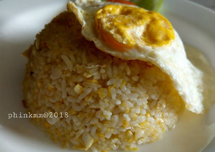 Nasi goreng putih