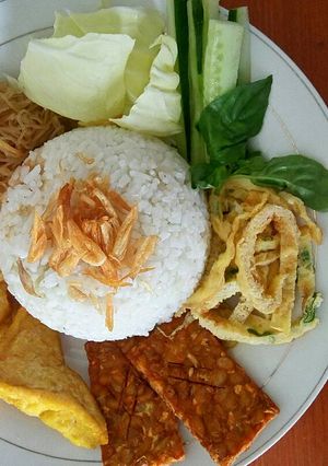 Foto resep Nasi Uduk magicom lengkap