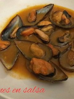 Una foto de Mejillones en Salsa