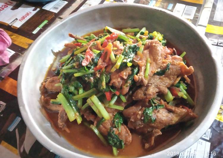 Ayam kecap sayur hijau