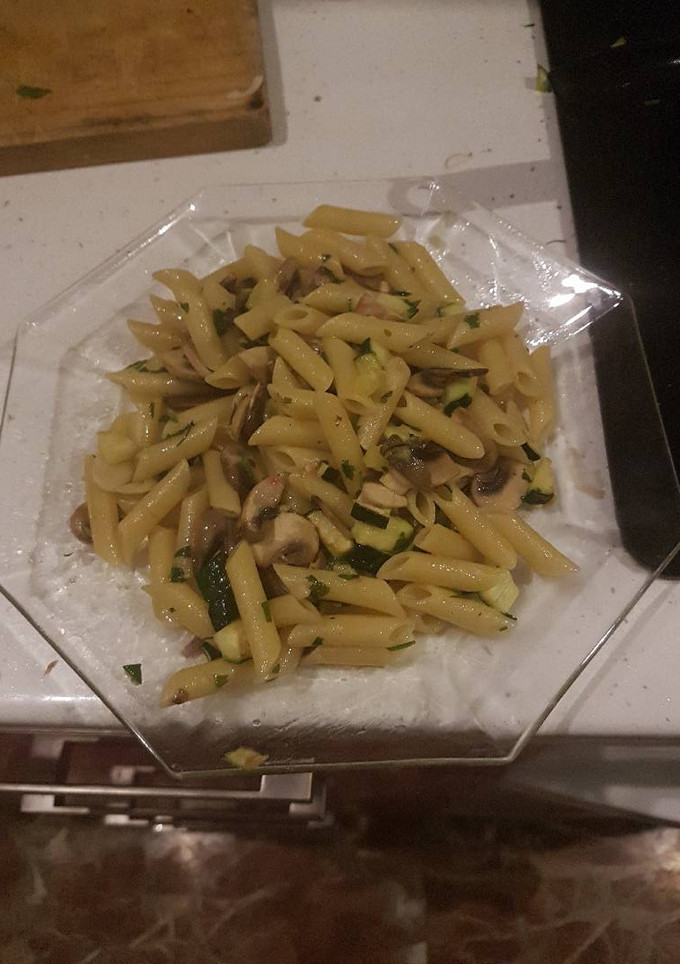 Una foto de Pasta con calabaza y champiñones