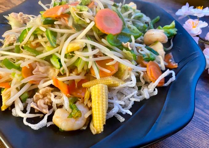 Stirfry with Fried Noodles