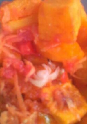 A picture of Bhajia with Kachumbari.