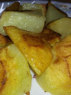 عکسی از دستور سیب زمینی دیگی