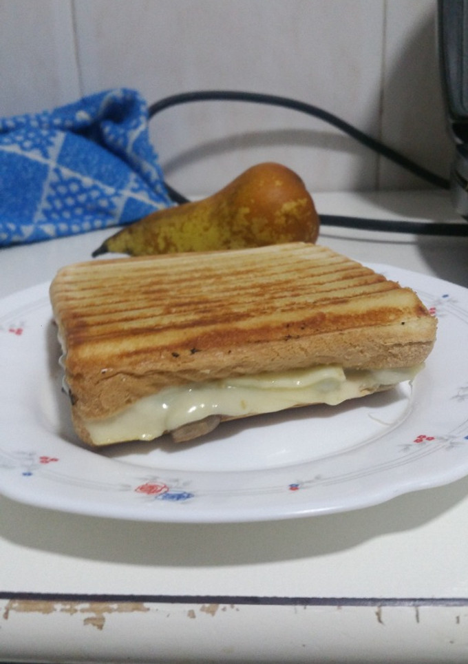 Una foto de Sándwich caliente champiñones