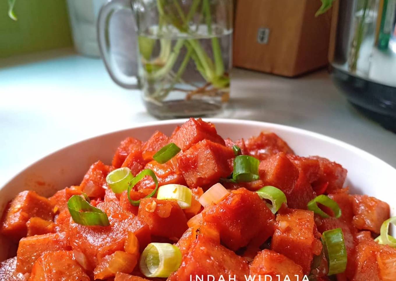 Daging Luncheon Pork masak Pedas (Non Halal)