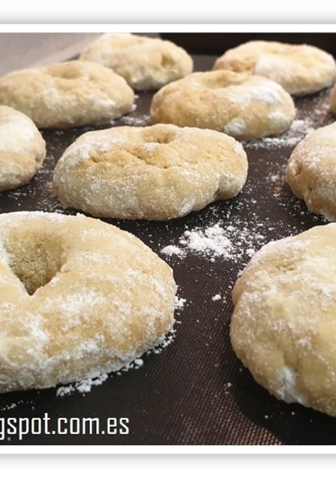 Una foto de Roscos de anís al horno