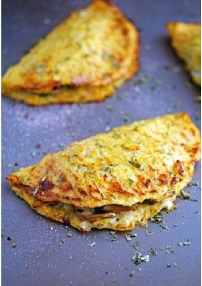 Una foto de Calzones ¡con masa de coliflor!