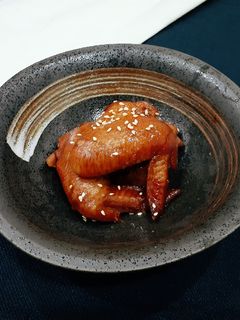 大量發生的照燒烤雞翅 的食譜成品照片