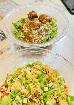मंचूरीयन फ़्राइड राइस (manchurian fried rice recipe in Hindi) रेसिपी मुख्य फोटो