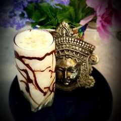 A picture of Banana melonseeds shake.