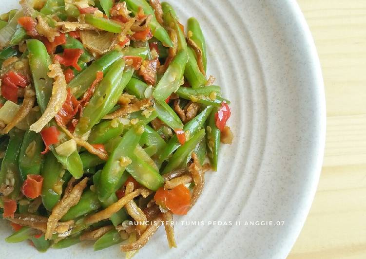 Resep Buncis teri tumis pedas Lezat