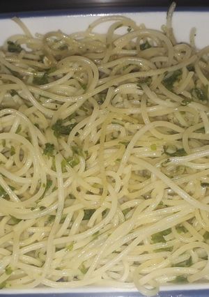 Una foto de Pasta al ajillo