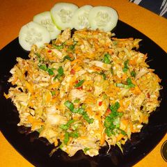 A picture of Healthy chicken salad.