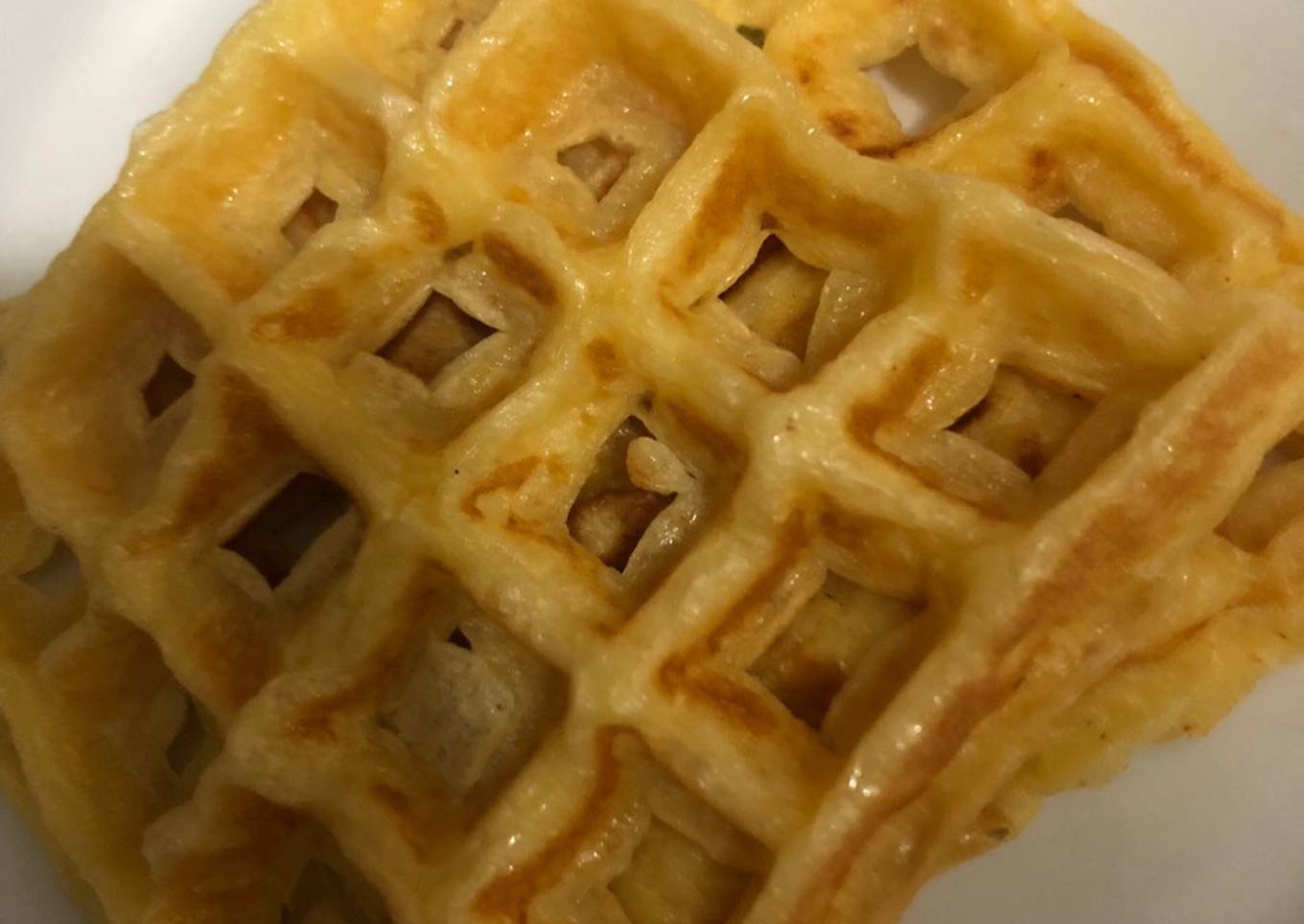 Waffle salado de harina de mandioca. Apto celíacos