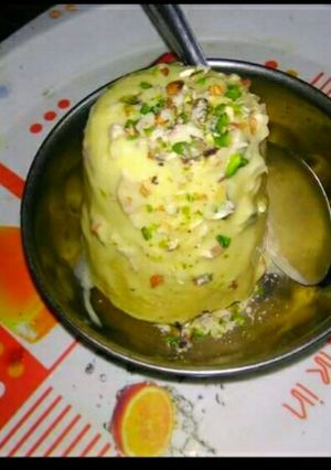 A picture of Mango Dry fruits kulfi.